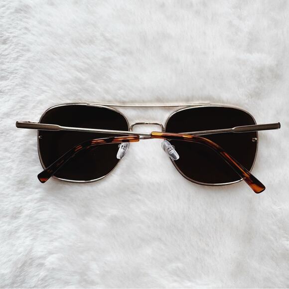 Leo Brown Polarized Sunglasses - Picture 11 of 11